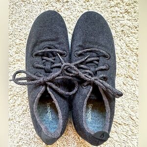 Allbird wool runners NWOT